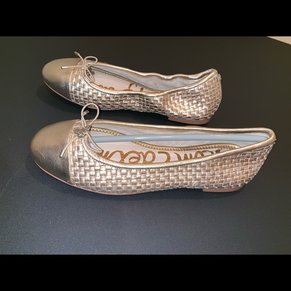 Shoes - Picture 2 of 3